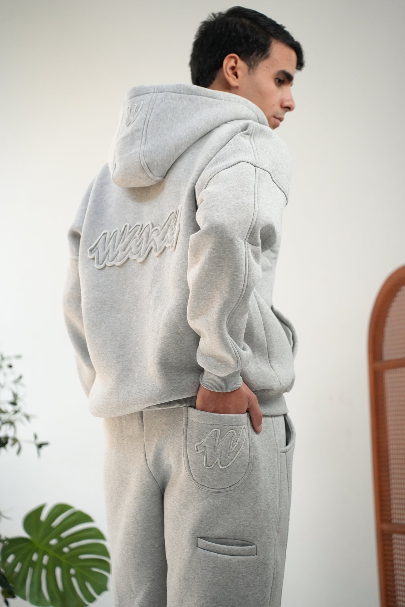 WANAS GREY ZIP-HOODIE