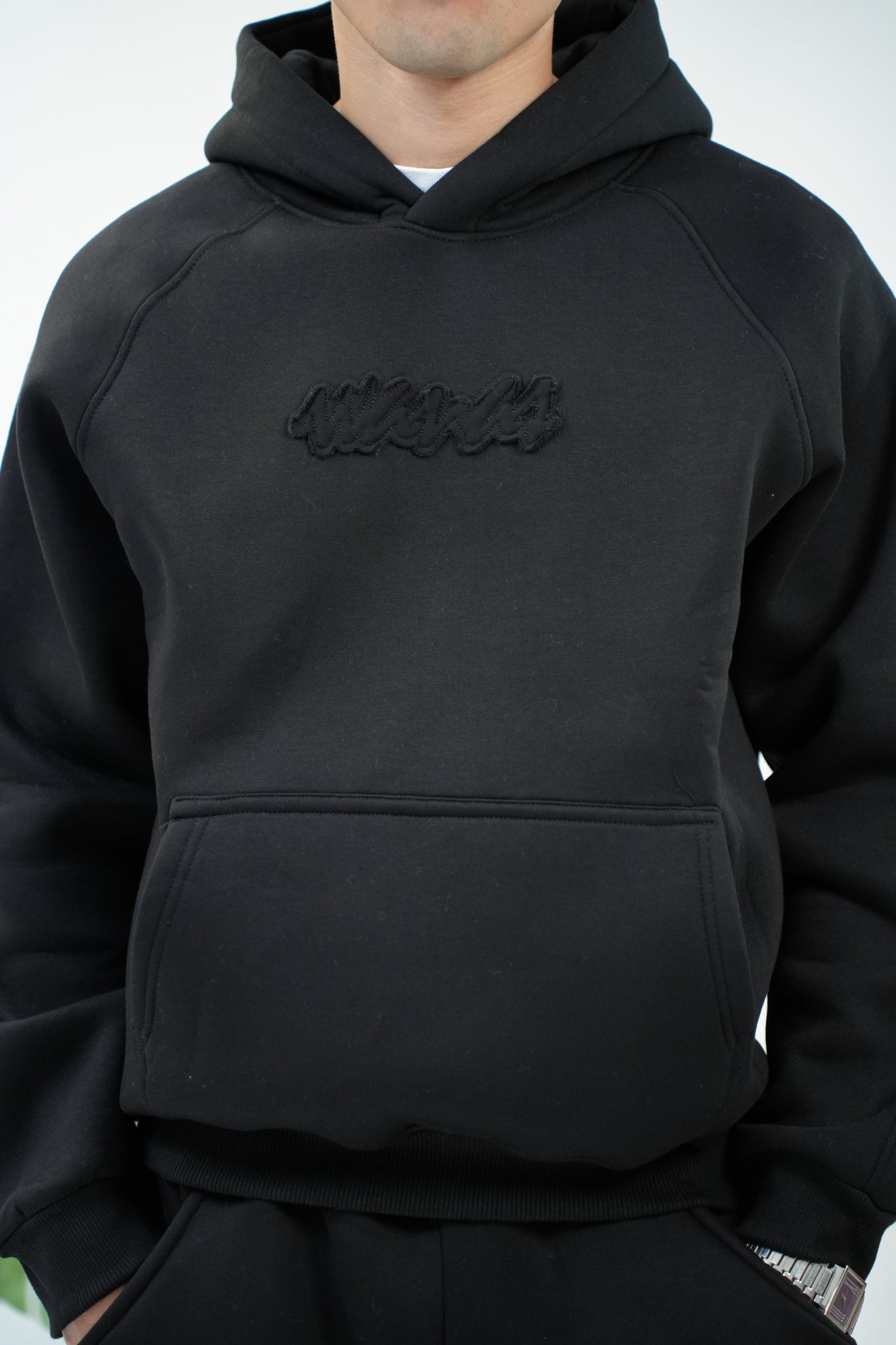 WANAS BLACK HOODIE