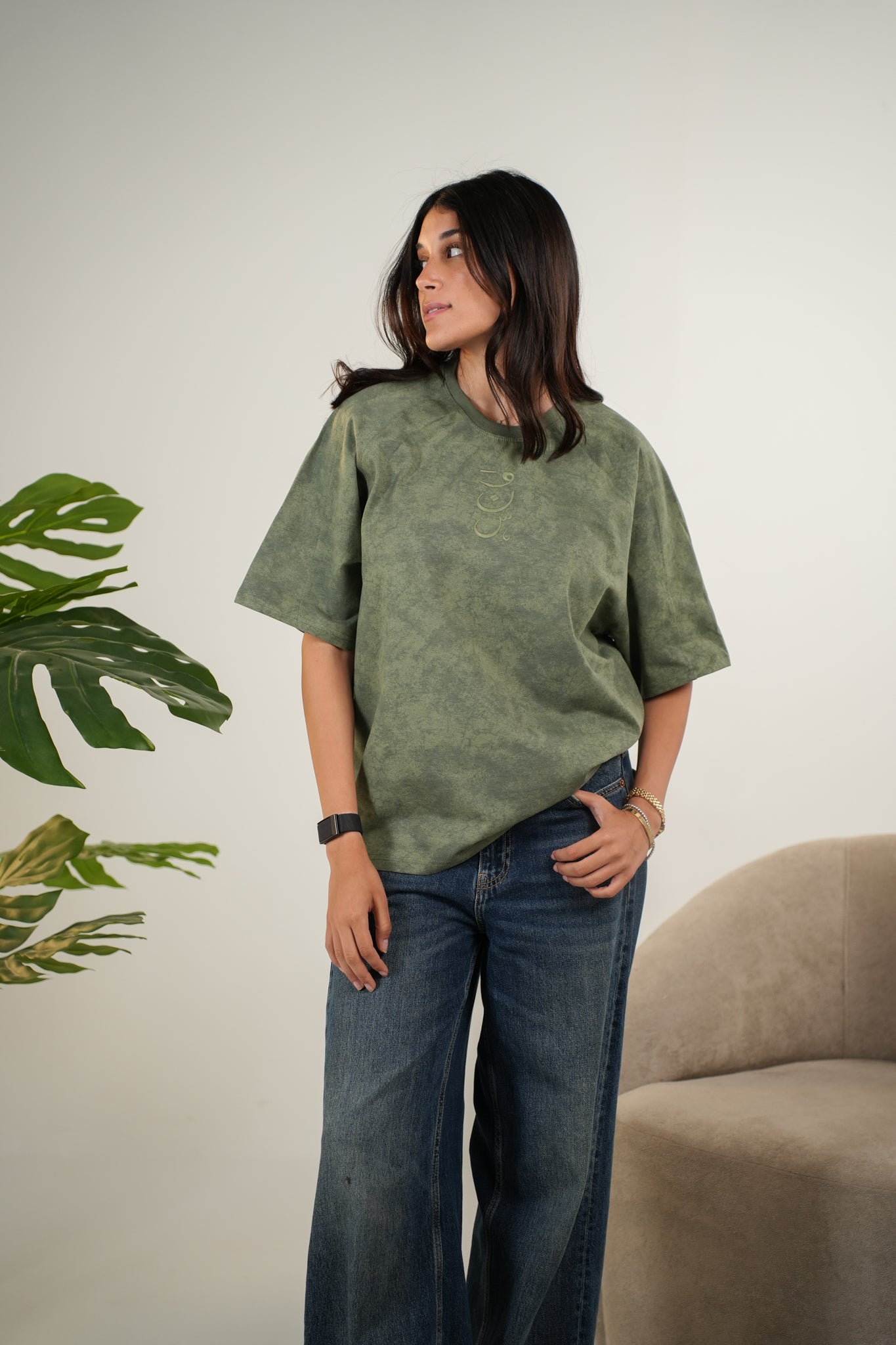 BOXY WNS OLIVE TEE