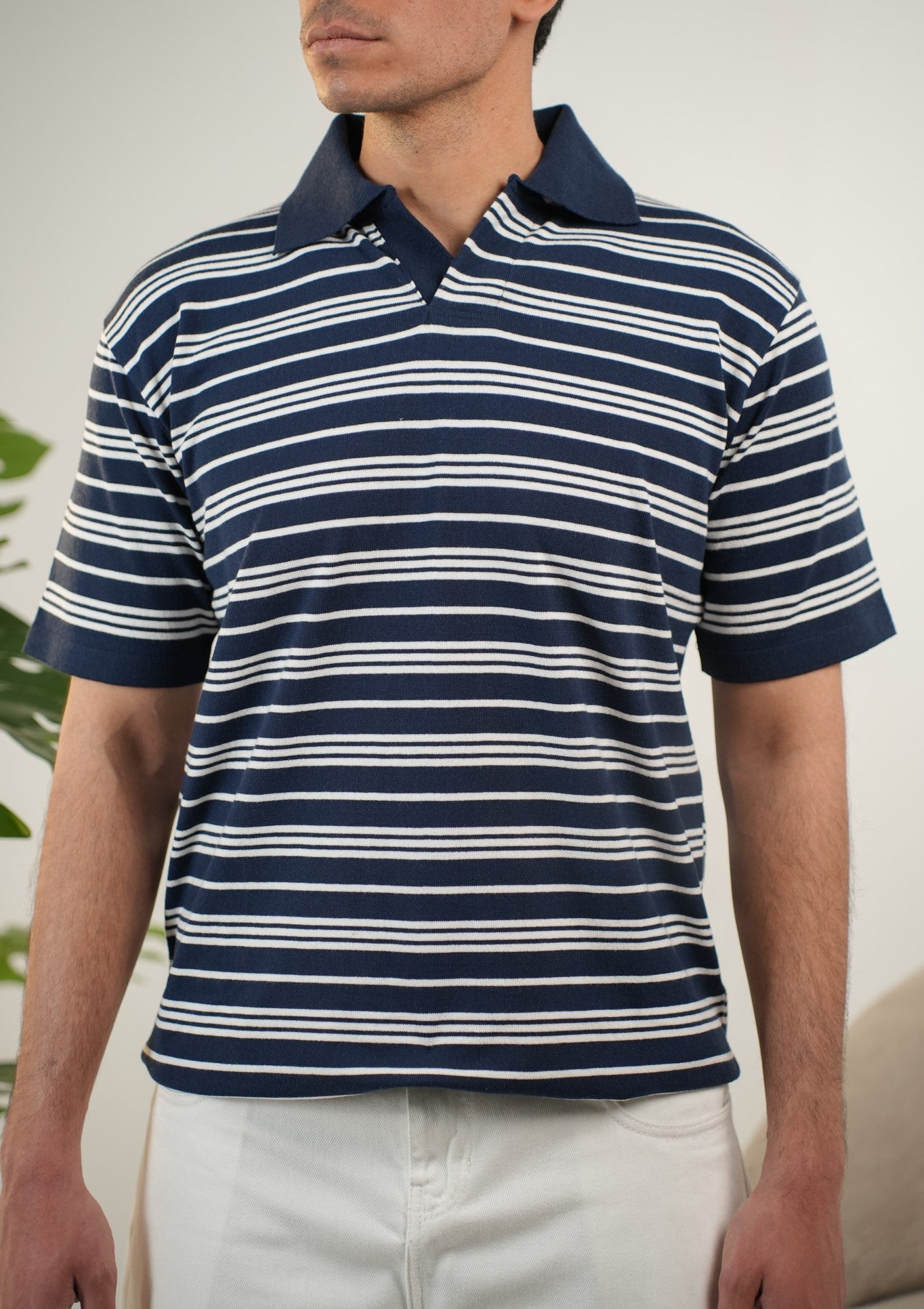 NAVY KNITTED POLO