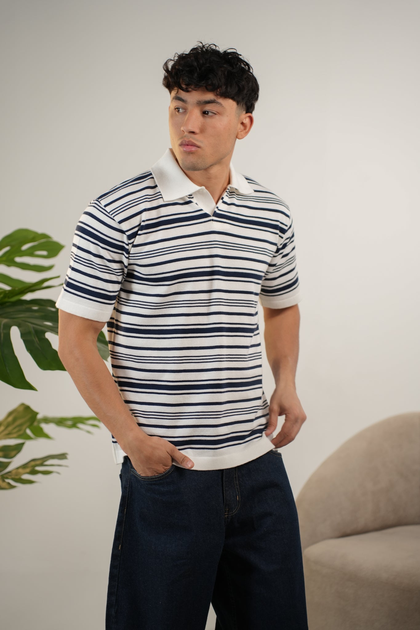WHITE KNITTED POLO