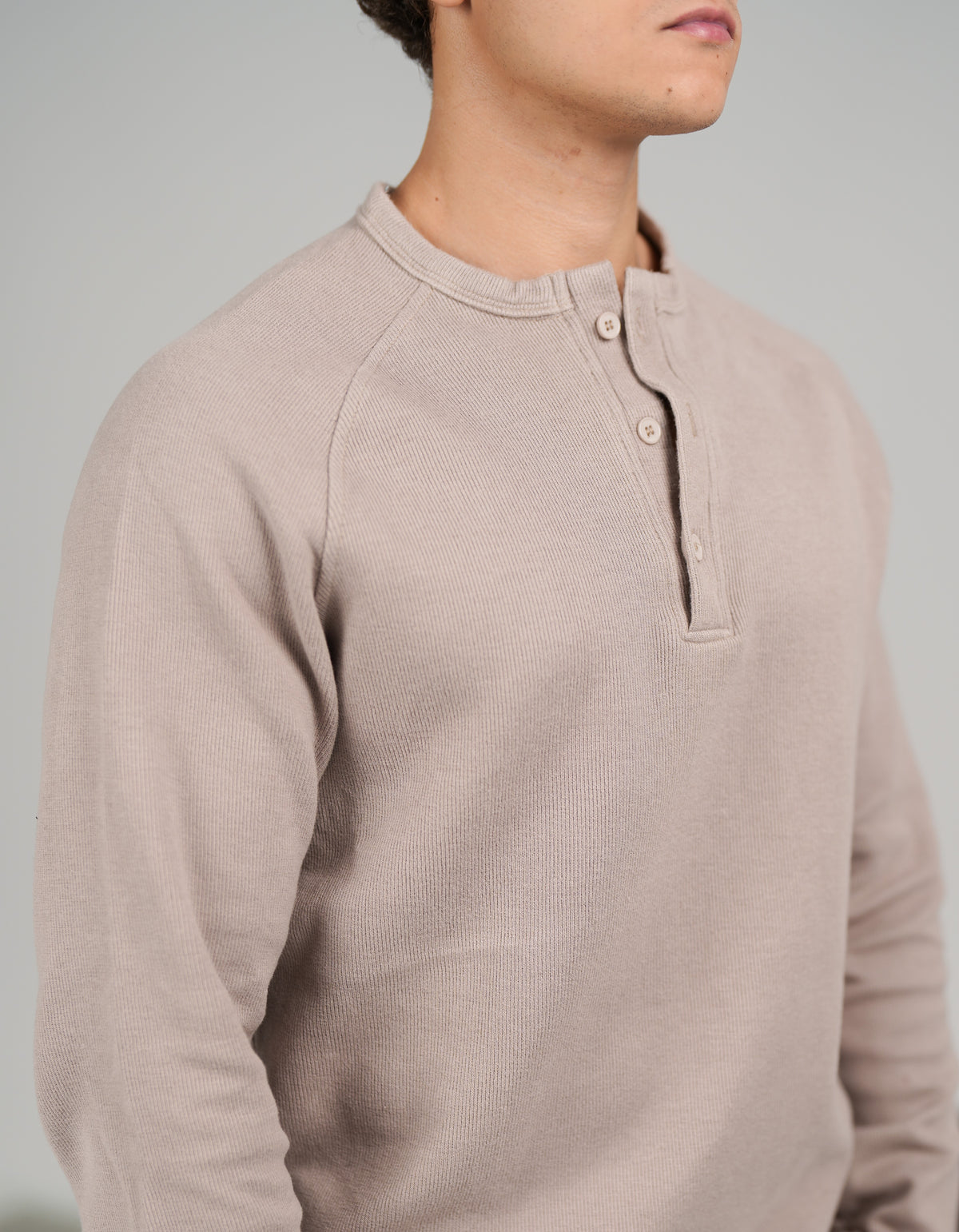 WNS GREY HENLEY